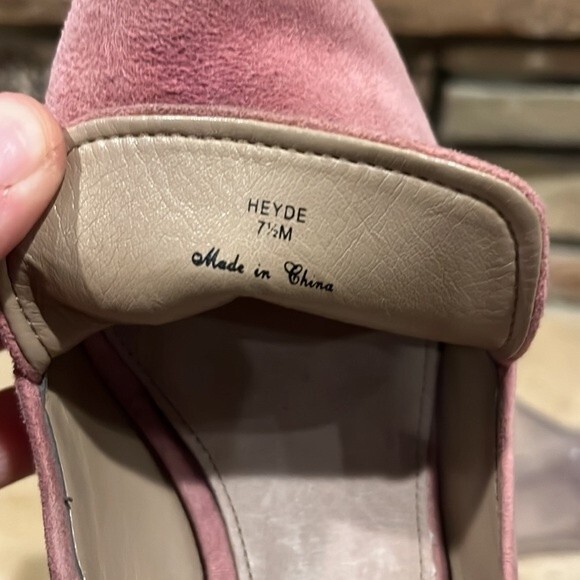 Donald Pliner Heyde Suede Point Toe Heels Dusty Rose - Picture 8 of 8